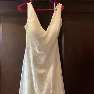 Beautiful wedding gown. BNWT